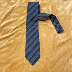 NWT Bigi tie.  Made in Italy.  Green/Burgundy/Blue